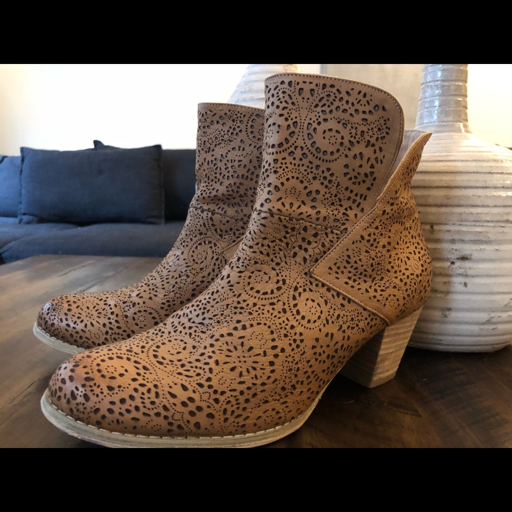 Joyfolie Dalysse Bootie 7 1/2